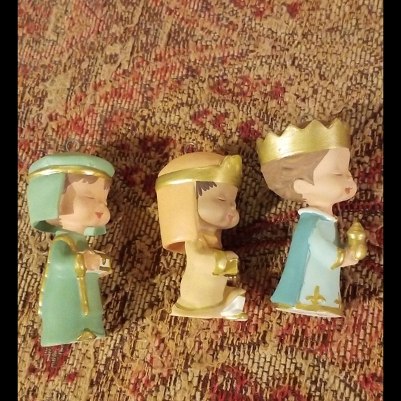 Hallmark Gifts We Bring Mary's Angels - Picture 15 of 16